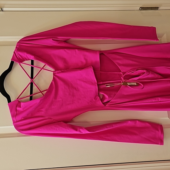 1318. NWT SKIMS Lace Up Catsuit - Picture 4 of 10